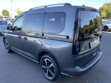 Caddy 2,0TDi DSG Kamera Apple Sitzhz Virtual LED