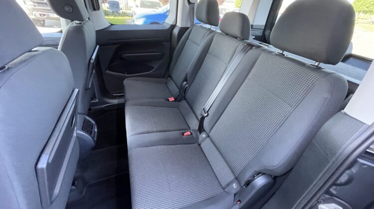 Caddy 2,0TDi DSG Kamera Apple Sitzhz Virtual LED