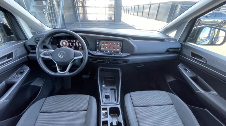 Caddy 2,0TDi DSG Kamera Apple Sitzhz Virtual LED