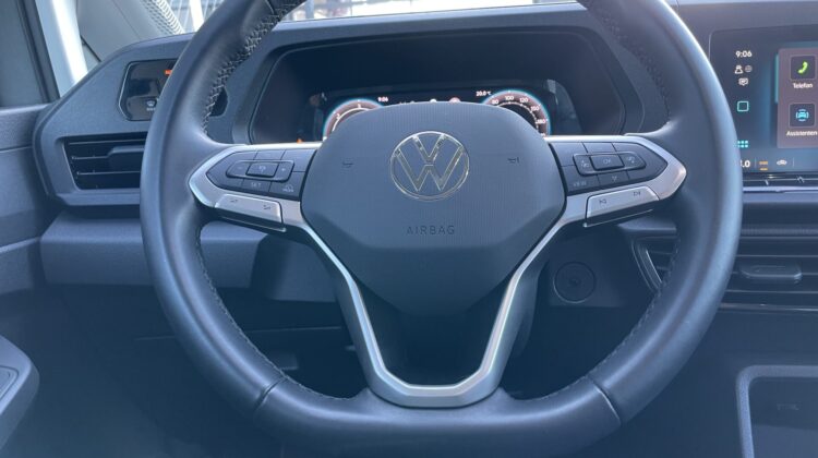 Caddy 2,0TDi DSG Kamera Apple Sitzhz Virtual LED