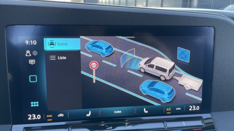 Caddy 2,0TDi DSG Kamera Apple Sitzhz Virtual LED