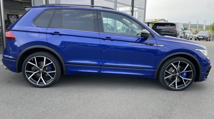 Tiguan R 4Motion Akrapovic 360°AHK 21″Black DCC