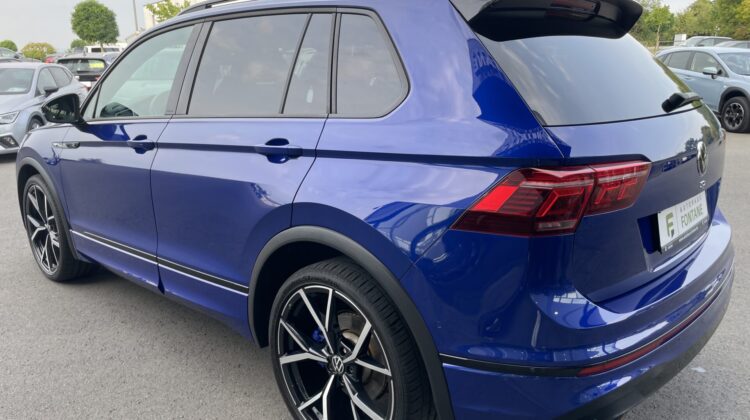 Tiguan R 4Motion Akrapovic 360°AHK 21″Black DCC