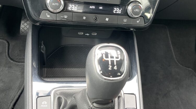 Fabia Selection Schalter Navi Key Lenkradhz Kamera