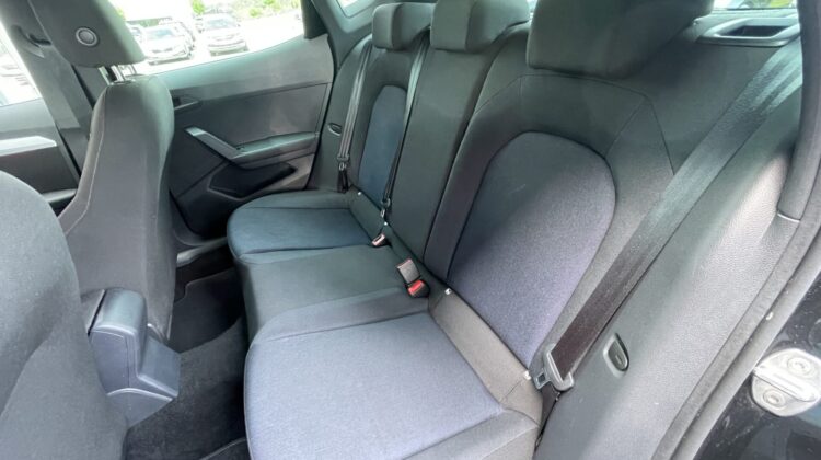 Ibiza FR 17″ Navi LED AppleCarplay PDC