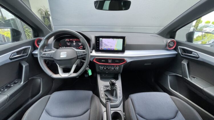 Ibiza FR 17″ Navi LED AppleCarplay PDC