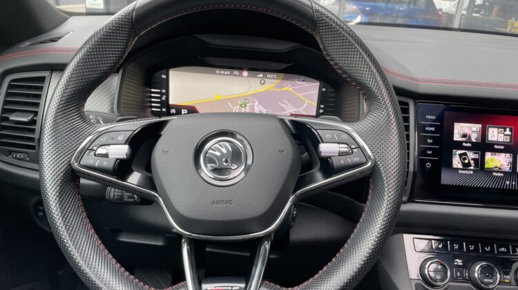 Kodiaq 2.0TSI RS 4×4 FL Pano DCC Standh. 7Sitzer