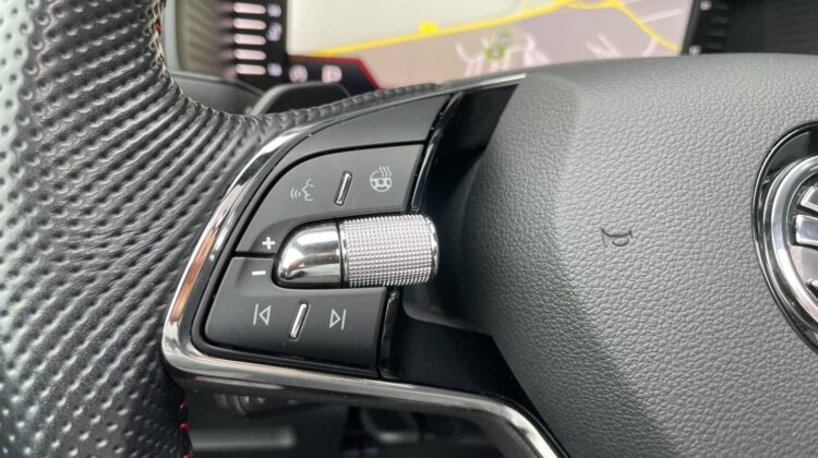 Kodiaq 2.0TSI RS 4×4 FL Pano DCC Standh. 7Sitzer