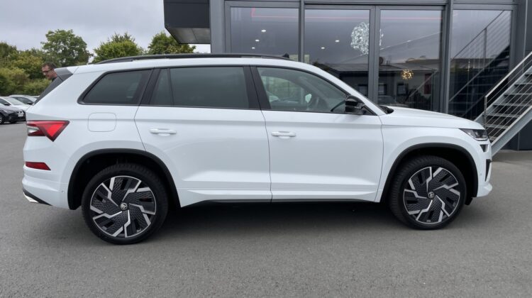 Kodiaq 2.0TSI RS 4×4 FL Pano DCC Standh. 7Sitzer