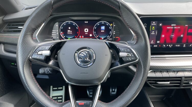 Octavia Combi 2,0TSi RS Pano 360°DCC AHK Massage