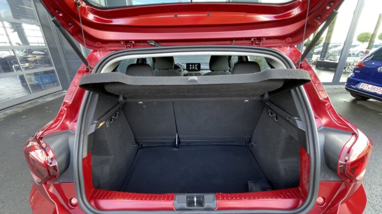 Sandero III Comfort Navi AHK Gasumbau werkseitig