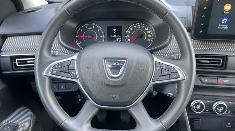 Sandero III Comfort Navi AHK Gasumbau werkseitig