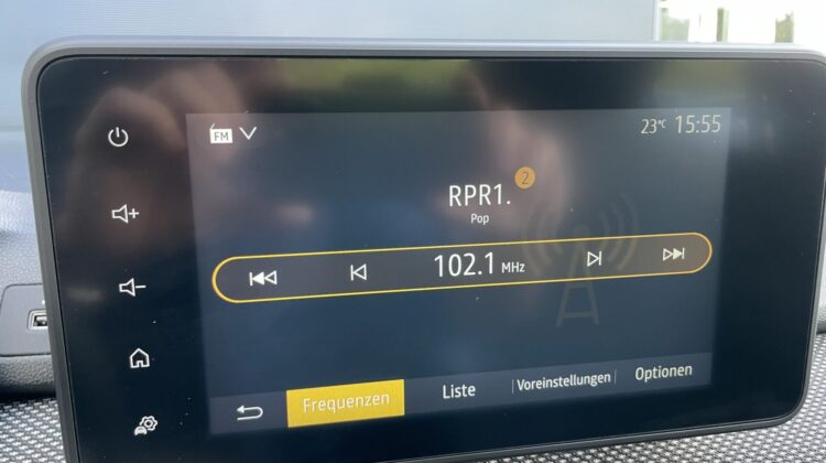 Sandero III Comfort Navi AHK Gasumbau werkseitig