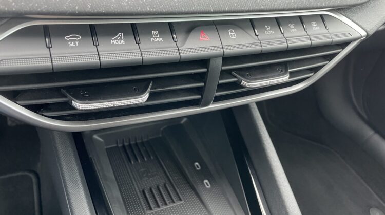Octavia Combi 2.0TDI DSG Selection Matrix Navi