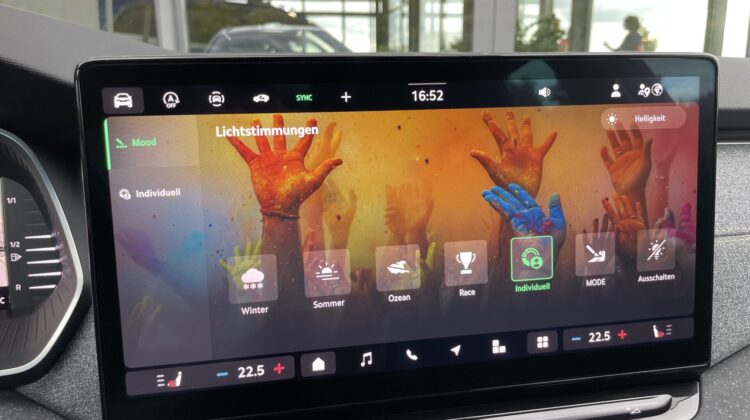 Octavia Combi 2.0TDI DSG Selection Matrix Navi