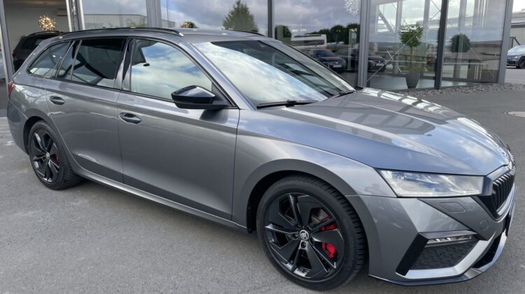 Octavia Combi 2,0TSi RS Matrix Kamera Schalter