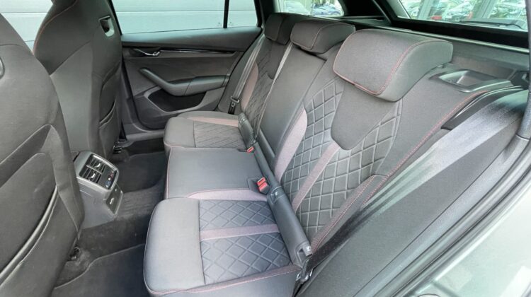 Octavia Combi 2,0TSi RS Matrix Kamera Schalter