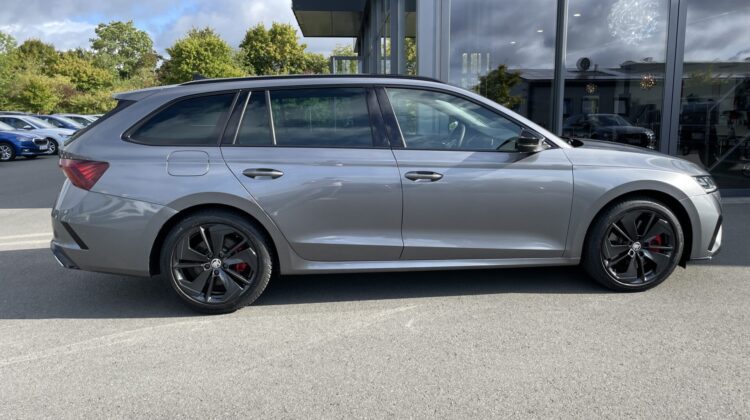 Octavia Combi 2,0TSi RS Matrix Kamera Schalter