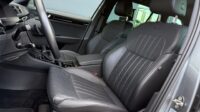 Superb Combi L&K 4×4 Pano 19″ AHK Canton Massage