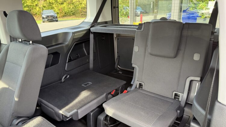 Caddy 2.0TDI Maxi 7-Sitzer VC Kamera 17