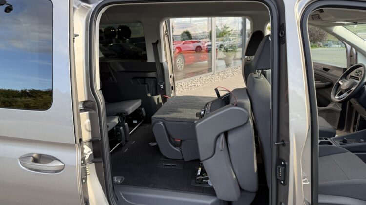Caddy 2.0TDI Maxi 7-Sitzer VC Kamera 17