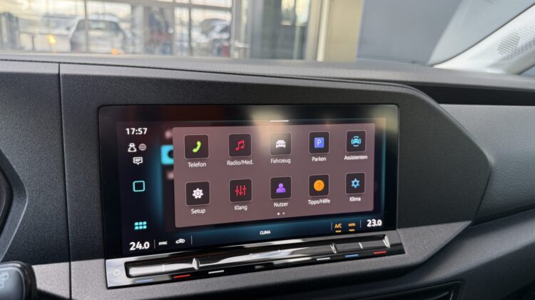 Caddy 2.0TDI Maxi 7-Sitzer VC Kamera 17