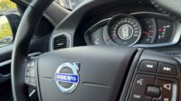 V60 Cross Country Navi Kamera Xenon
