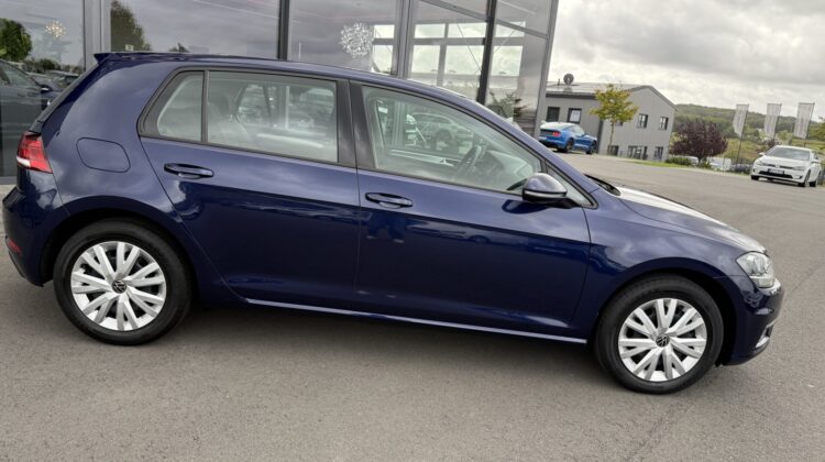 Golf VII Lim. Trendline 5-türig Navi PDC