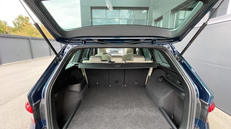 Kodiaq 2,0TSi Style 4×4 Pano Leder AHK