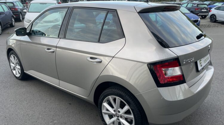 Fabia 1,4TDi Joy Navi SHZ 2xPDC Alu