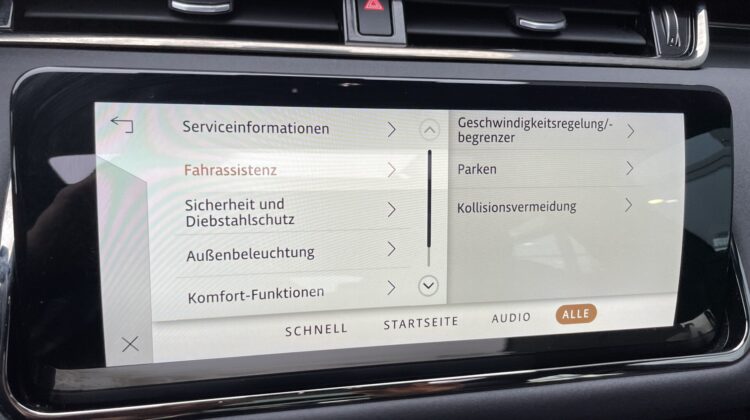 Range Rover Evoque R-Dynamic Leder AHK Apple