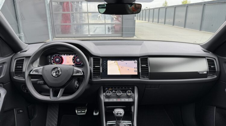 Kodiaq 2.0 TDI Sportline 4×4 Pano AHK 360° LED