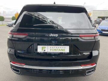 Grand Cherokee Summit Reserve Plug-In-Hybrid 4xe