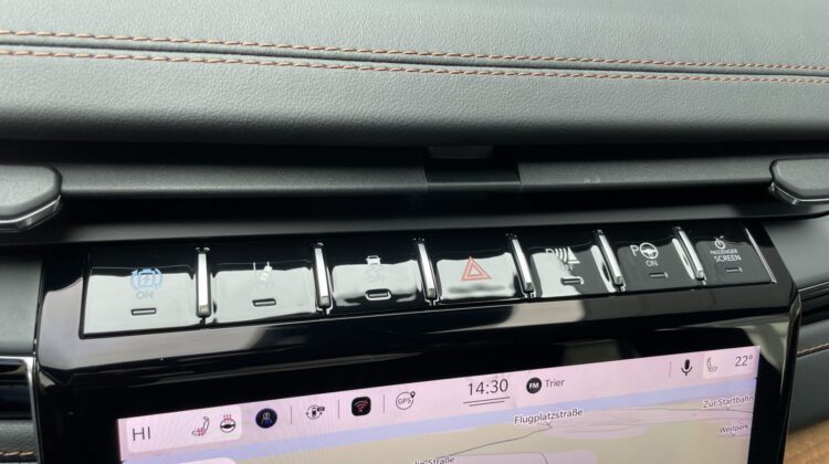 Grand Cherokee Summit Reserve Plug-In-Hybrid 4xe