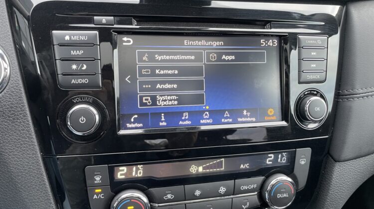 X-Trail 1,7 dCi 6-Gang Leder AHK Pano Bose