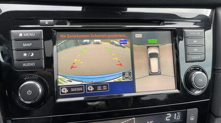 X-Trail 1,7 dCi 6-Gang Leder AHK Pano Bose