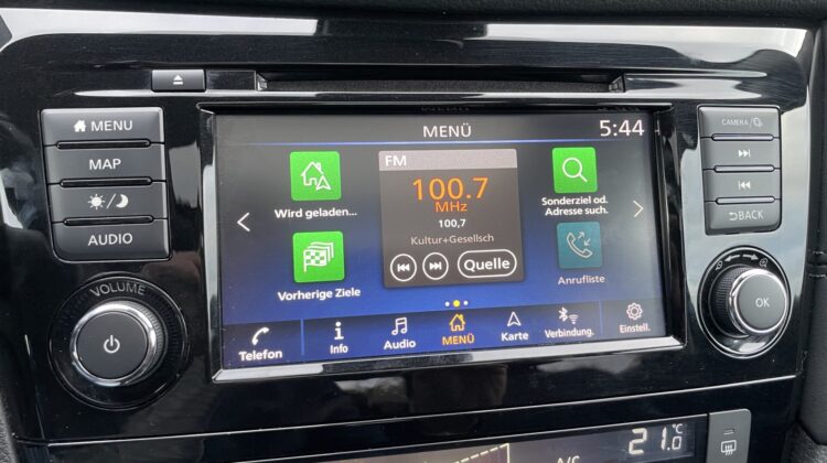 X-Trail 1,7 dCi 6-Gang Leder AHK Pano Bose