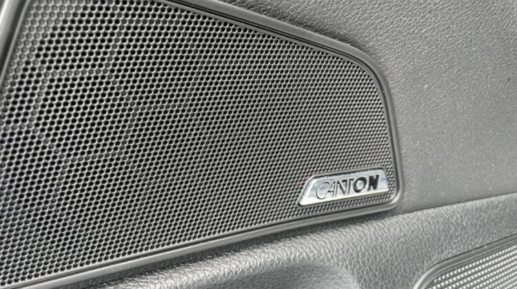 Superb Combi 2,0TSi L&K 4×4 Pano Canton AHK ACC