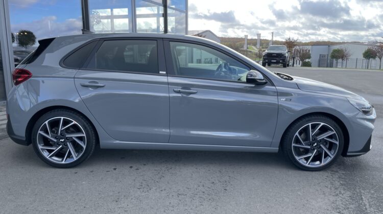 i30 1,5 6-Gang N-Line Navi AHK Sitzheizung Lenkradheizung