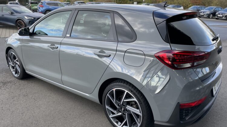 i30 1,5 6-Gang N-Line Navi AHK Sitzheizung Lenkradheizung