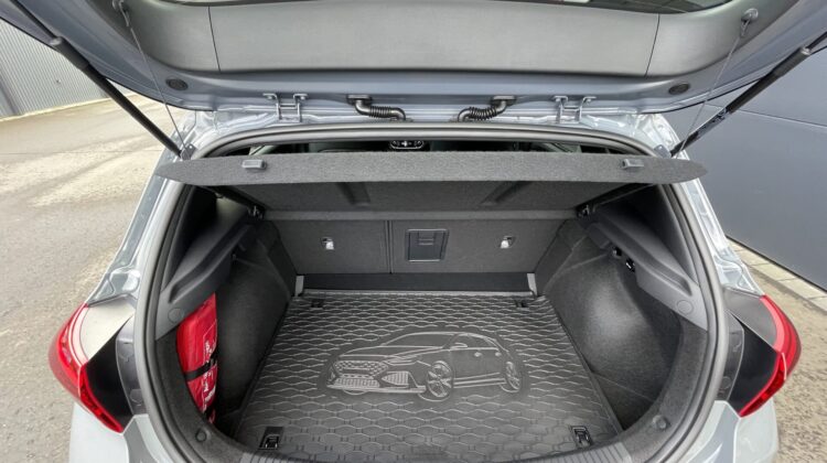 i30 1,5 6-Gang N-Line Navi AHK Sitzheizung Lenkradheizung