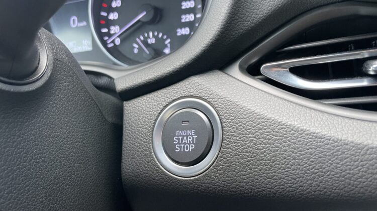 i30 1,5 6-Gang N-Line Navi AHK Sitzheizung Lenkradheizung