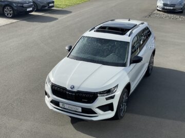 Kodiaq 2,0TSi RS 4×4 7-Sitze Pano 360° Leder DCC
