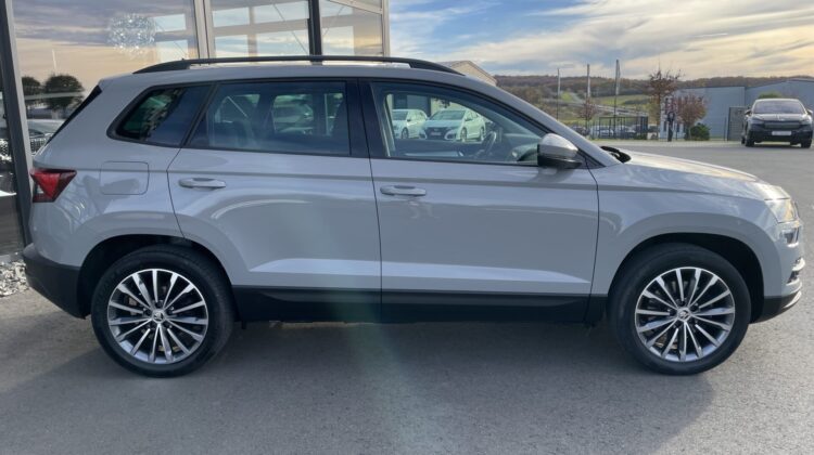 Karoq 2,0TDi Ambition 4×4 DSG Navi AHK Sitzhz