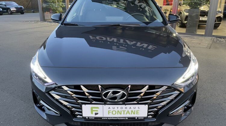 i30 1,5 DCT CW Edition 30+ AHK Navi Sitzhz Apple