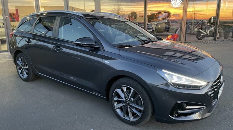 i30 1,5 DCT CW Edition 30+ AHK Navi Sitzhz Apple