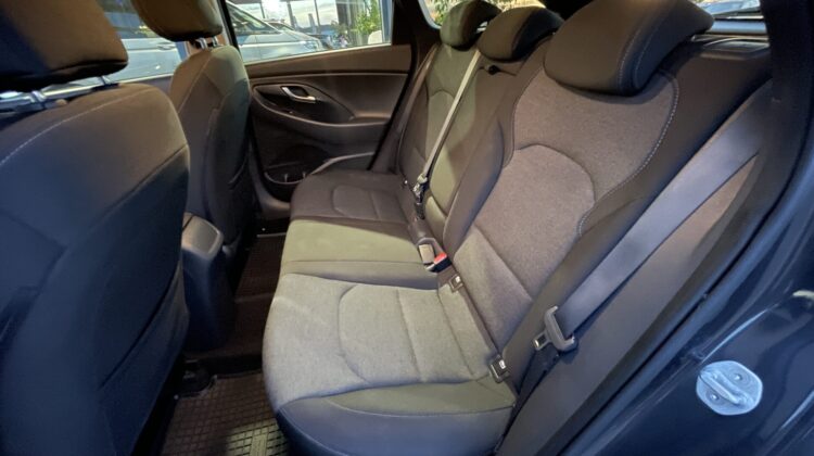 i30 1,5 DCT CW Edition 30+ AHK Navi Sitzhz Apple