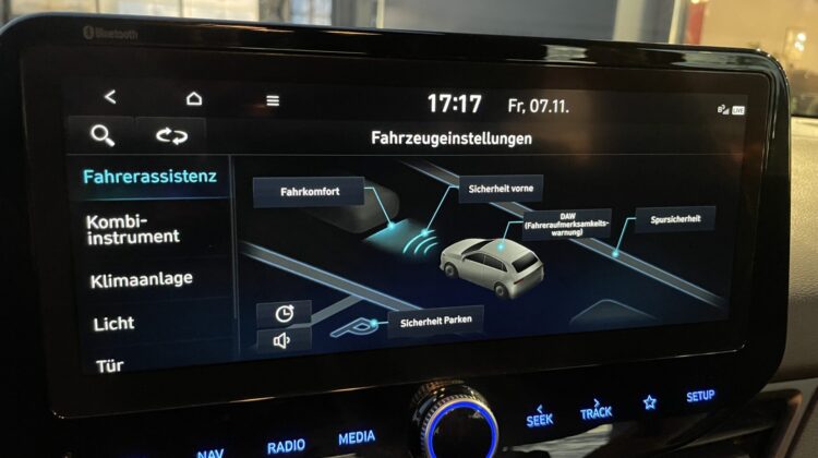 i30 1,5 DCT CW Edition 30+ AHK Navi Sitzhz Apple