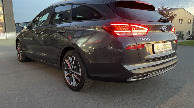 i30 1,5 DCT CW Edition 30+ AHK Navi Sitzhz Apple