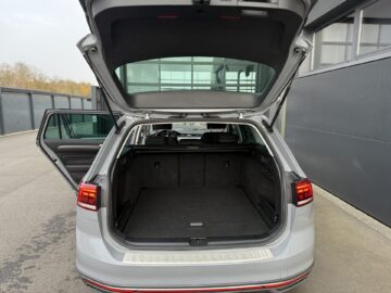 Passat Variant Alltrack 4Motion Navi AHK Kamera